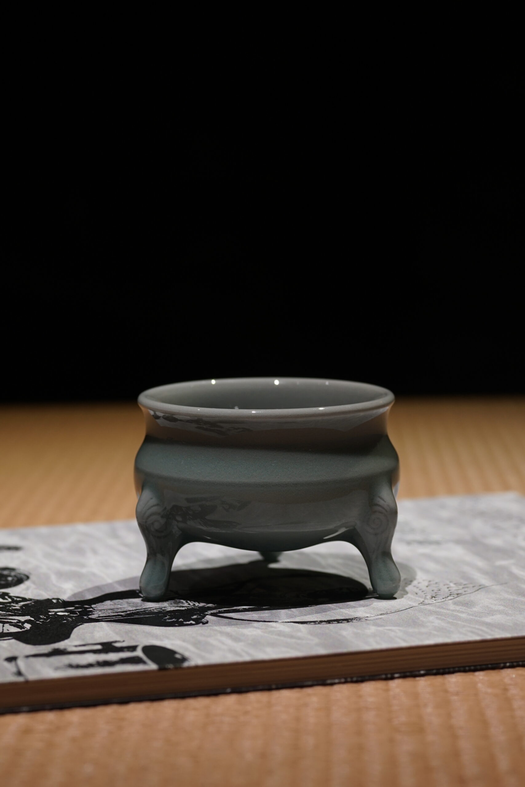 柴烧 窑变兽足小炉